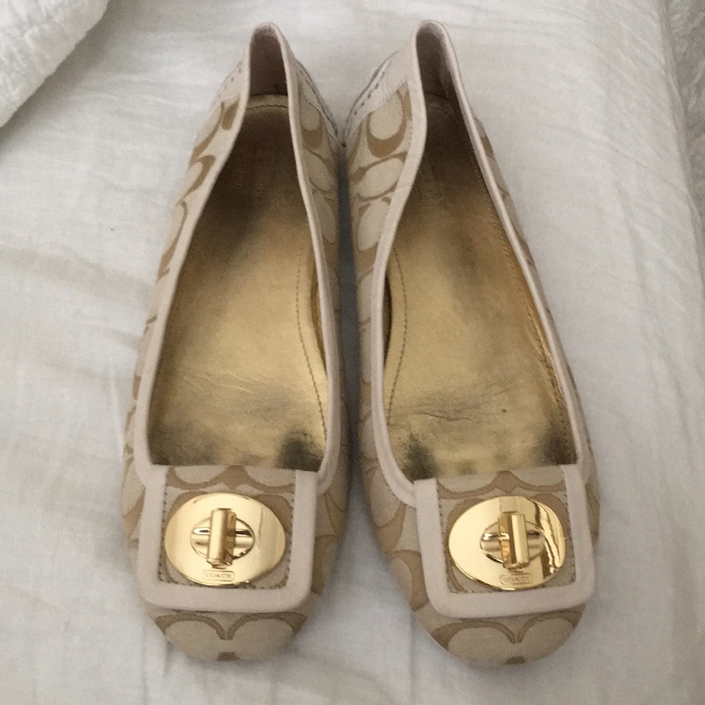 COACH flat shoes like new